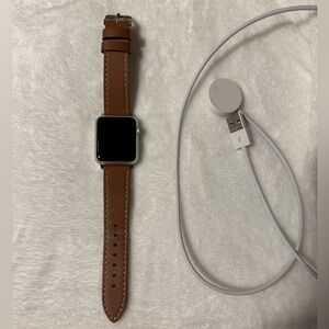 Apple Watch Series 1 - 38mm With Charger